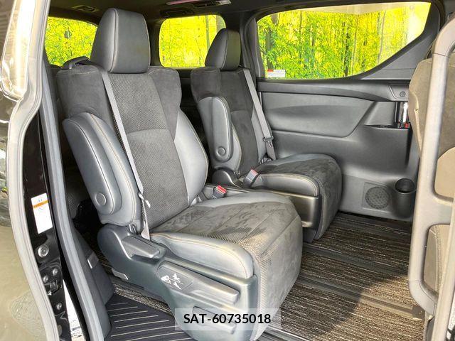 Toyota ALPHARD 2021-06 8312757-8