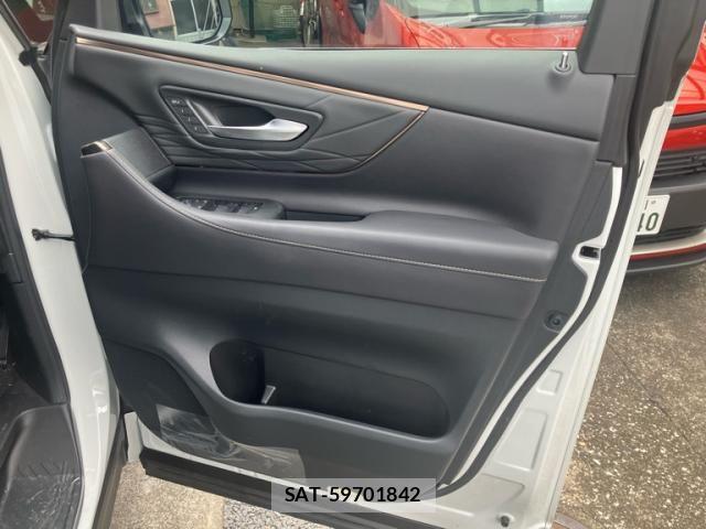 Toyota ALPHARD 2025-09 8312708-13