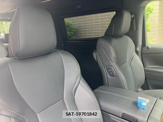 Toyota ALPHARD 2025-09 8312708-16