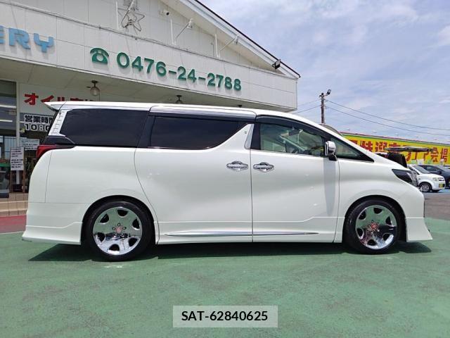 Toyota ALPHARD 2016-03 8312784-10