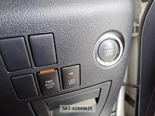 Toyota ALPHARD 2016-03 8312784-15