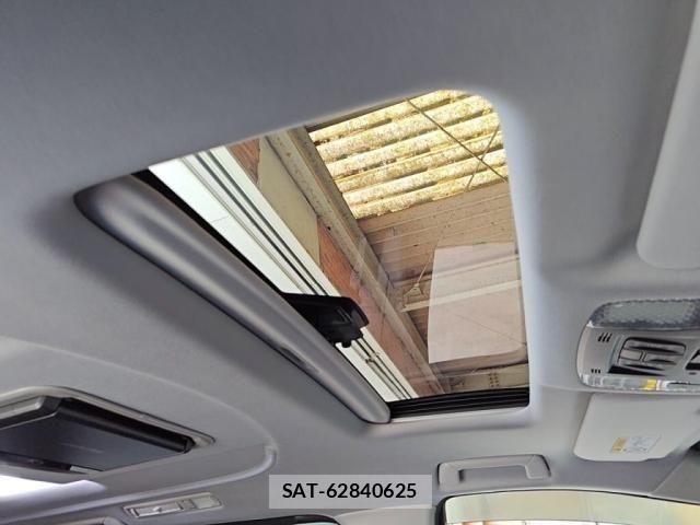 Toyota ALPHARD 2016-03 8312784-18