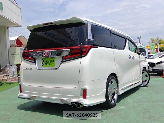 Toyota ALPHARD 2016-03 8312784-1