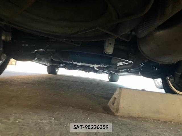 Toyota ALPHARD 2006-05 8312803-22