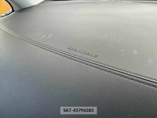 Toyota ALPHARD 2019-04 8312782-23