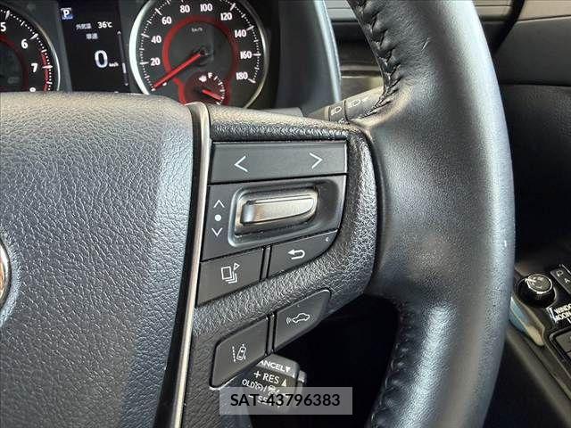Toyota ALPHARD 2019-04 8312782-25