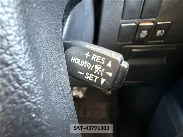 Toyota ALPHARD 2019-04 8312782-27