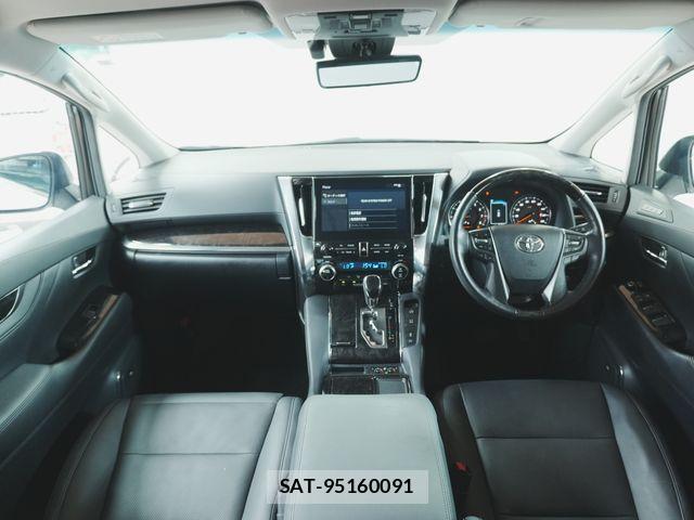 Toyota ALPHARD 2021-09 8312755-1
