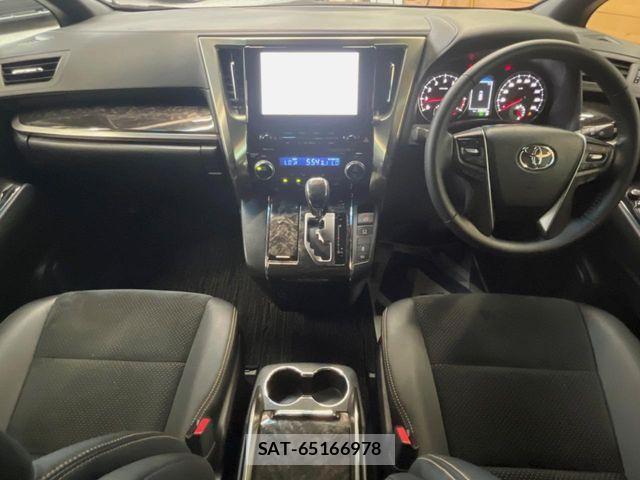 Toyota ALPHARD 2021-07 8312763-1