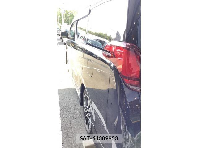 Toyota ALPHARD 2022-06 8312742-2