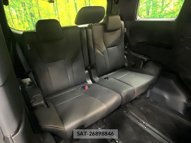 Toyota ALPHARD 2023-11 8312712-9