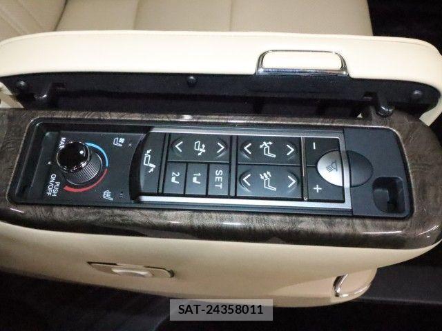 Toyota ALPHARD 2022-10 8312726-12