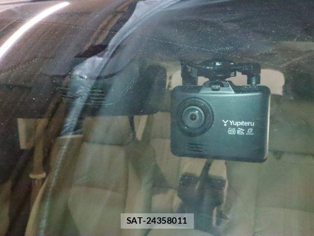 Toyota ALPHARD 2022-10 8312726-24