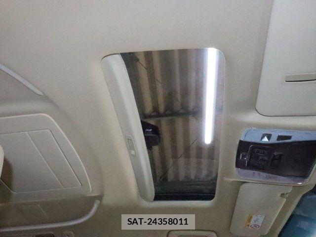 Toyota ALPHARD 2022-10 8312726-7