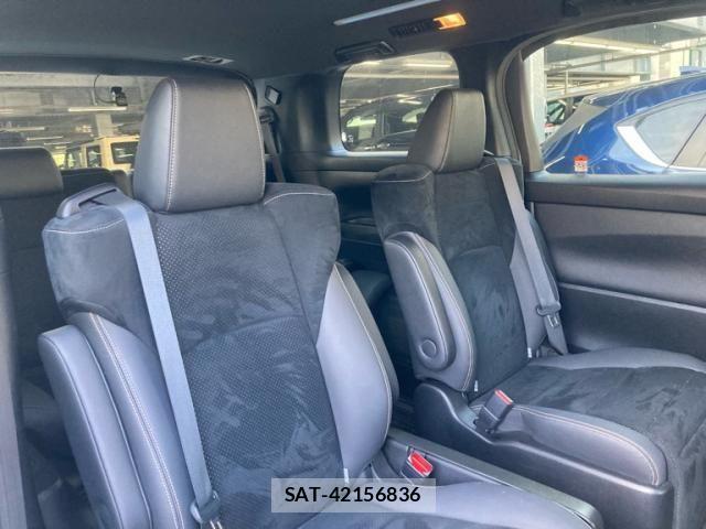Toyota ALPHARD 2022-11 8312774-13