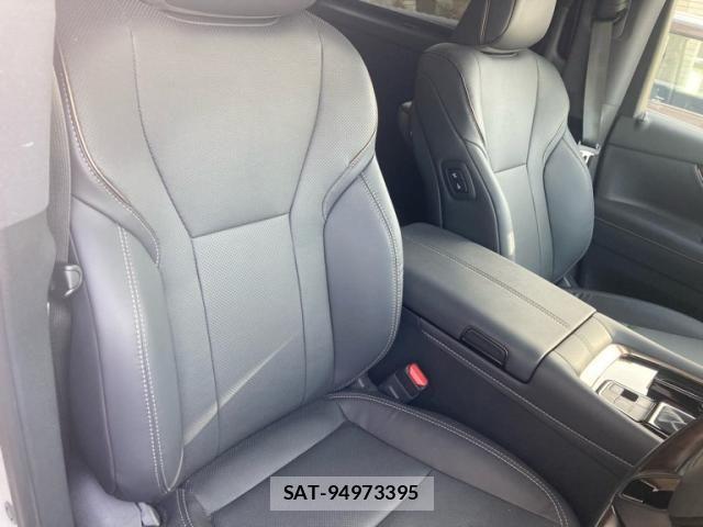 Toyota ALPHARD 2023-11 8312727-10