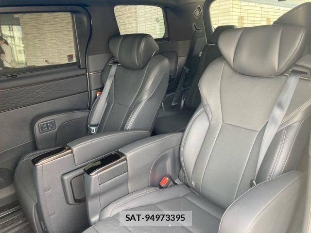 Toyota ALPHARD 2023-11 8312727-8