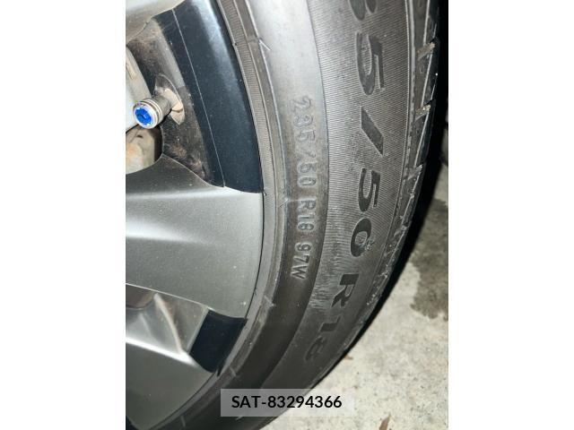 Toyota ALPHARD 2011-01 8312813-3