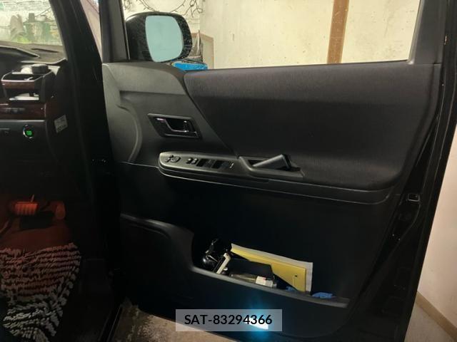 Toyota ALPHARD 2011-01 8312813-8