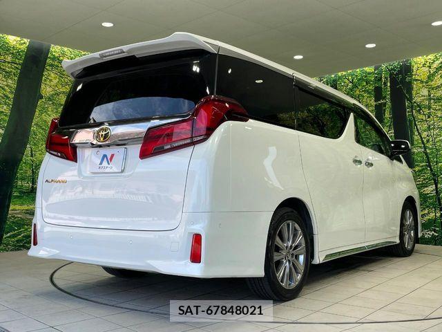 Toyota ALPHARD 2021-11 8312778-16