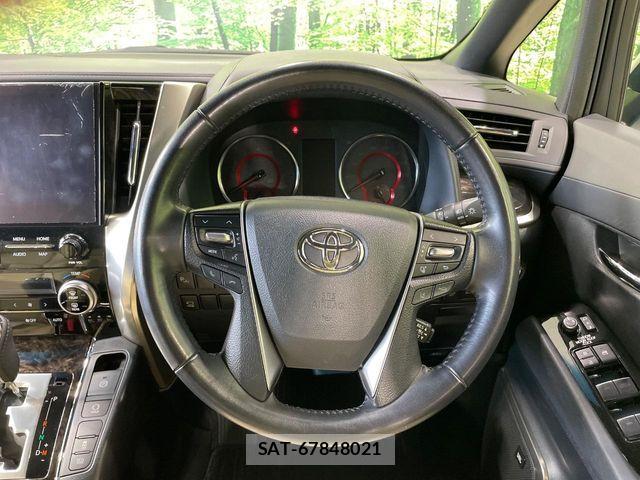 Toyota ALPHARD 2021-11 8312778-7