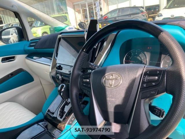 Toyota ALPHARD 2016-09 8312794-14