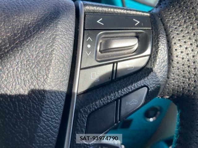Toyota ALPHARD 2016-09 8312794-20
