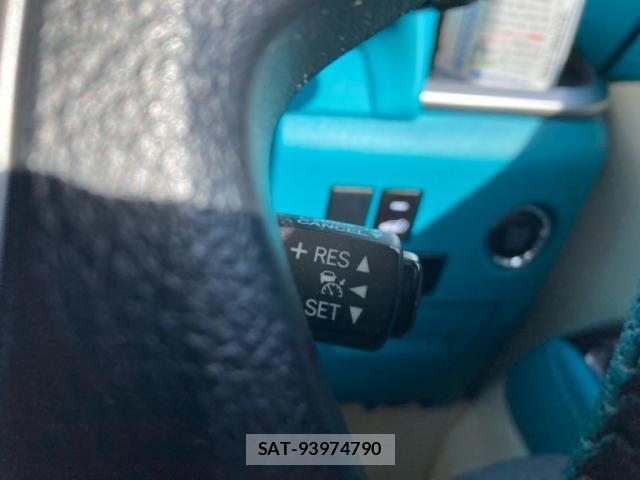 Toyota ALPHARD 2016-09 8312794-21