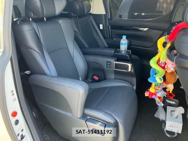 Toyota ALPHARD 2022-04 8312731-11