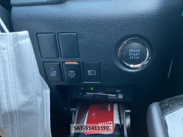 Toyota ALPHARD 2022-04 8312731-15