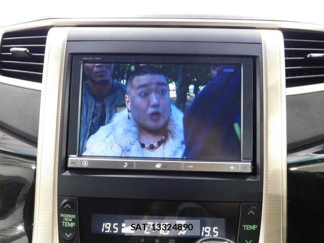 Toyota ALPHARD 2013-09 8312796-12
