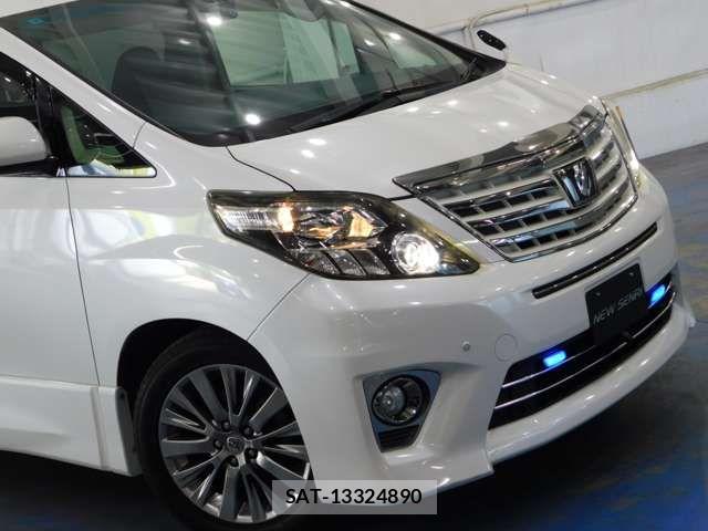 Toyota ALPHARD 2013-09 8312796-6