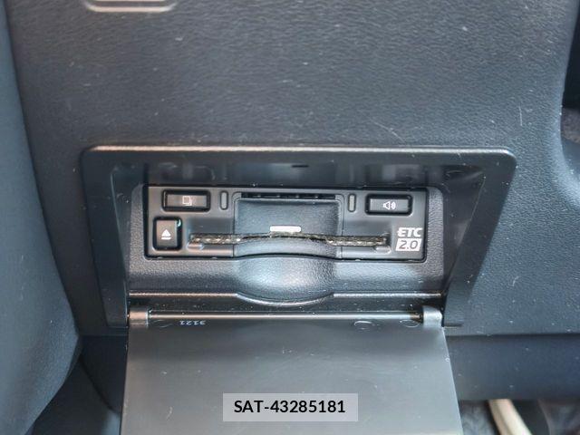 Toyota ALPHARD 2024-01 8312705-13