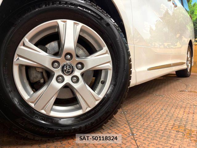 Toyota ALPHARD 2015-03 8334600-13