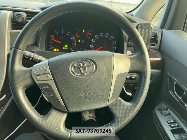 Toyota ALPHARD 2012-08 8334667-15