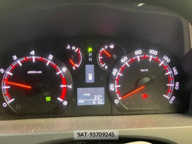 Toyota ALPHARD 2012-08 8334667-17