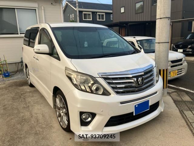 Toyota ALPHARD 2012-08 8334667-1