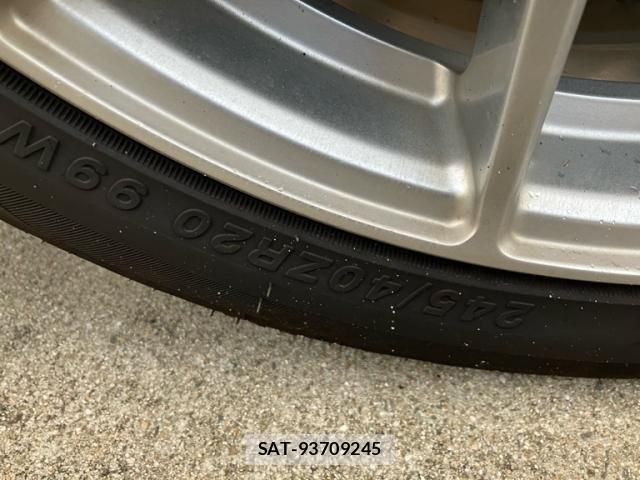 Toyota ALPHARD 2012-08 8334667-6