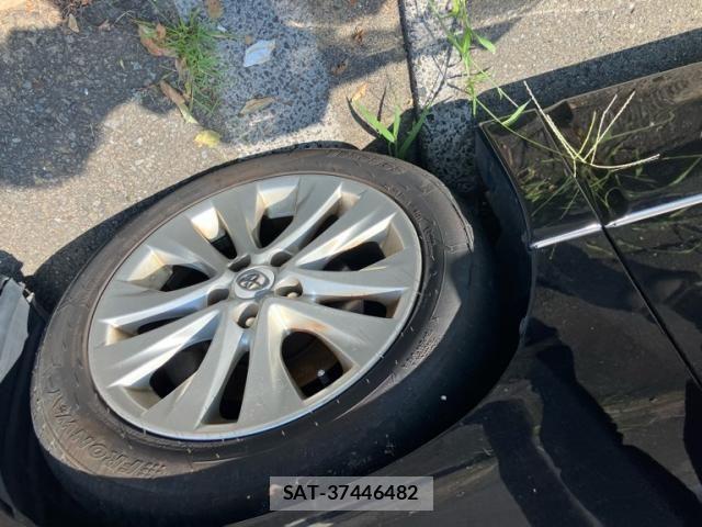 Toyota ALPHARD 2009-12 8334677-9