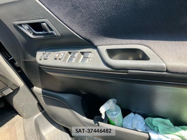 Toyota ALPHARD 2009-12 8334677-16
