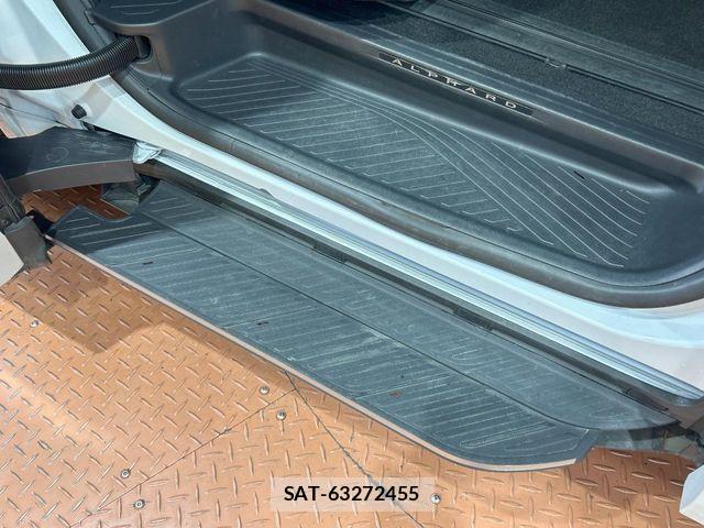 Toyota ALPHARD 2024-12 8334572-4