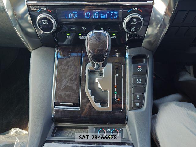 Toyota ALPHARD 2019-08 8334632-15