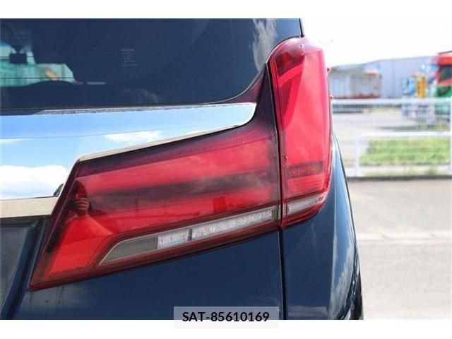 Toyota ALPHARD 2021-08 8334645-23
