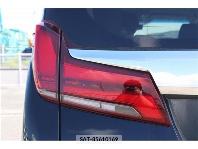 Toyota ALPHARD 2021-08 8334645-24