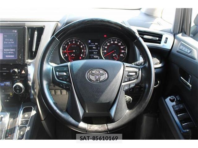 Toyota ALPHARD 2021-08 8334645-6