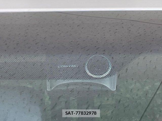 Toyota ALPHARD 2014-03 8334663-5