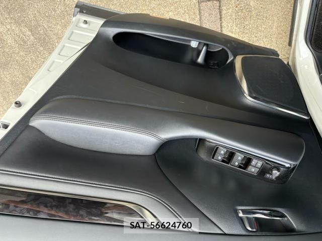 Toyota ALPHARD 2019-09 8334643-12