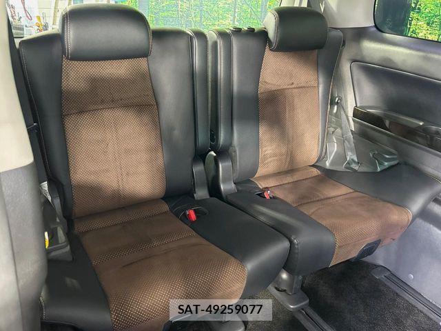 Toyota ALPHARD 2015-03 8334660-9
