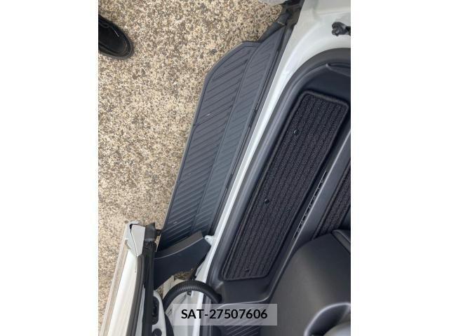 Toyota ALPHARD 2025-03 8334564-22