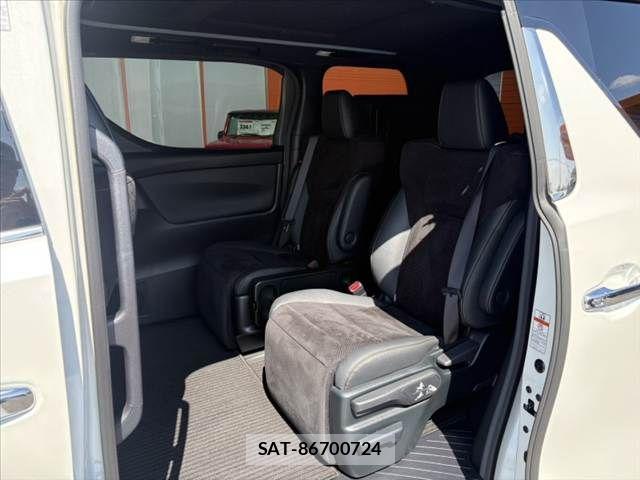 Toyota ALPHARD 2021-10 8334637-18